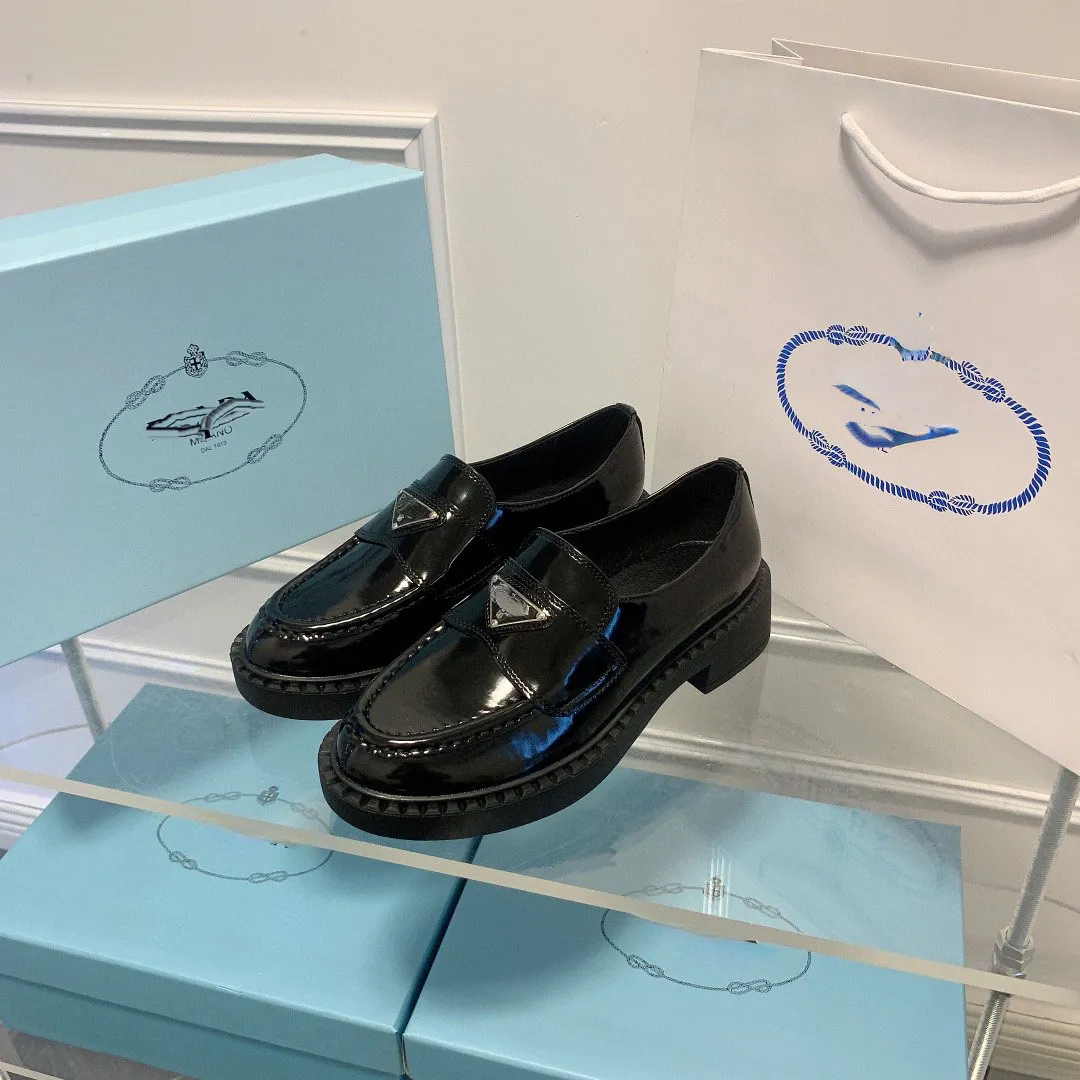 Merkschoenen dames clearance