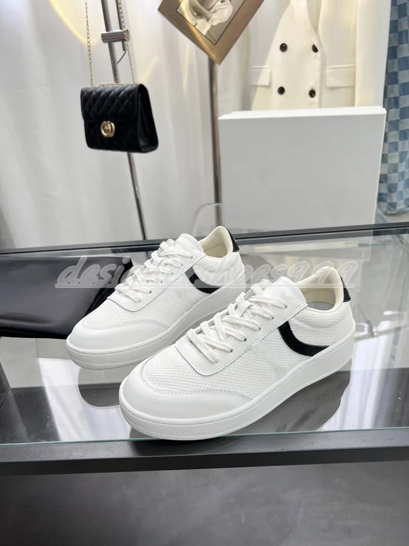 2023 Designer casual shoe brand high-quality retro women's leather lace fashion sports girls small white shoes size 35-41