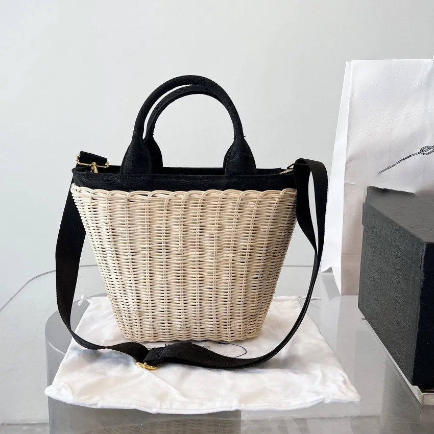 Rattan tote bag 2025