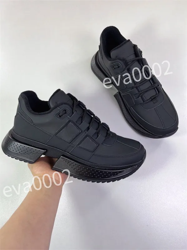 2023 nouveau top Luxurys Designer Hommes Causal Chaussures Mode Femme En Cuir À Lacets Plate-Forme Semelle Baskets Blanc Noir Hommes Femmes