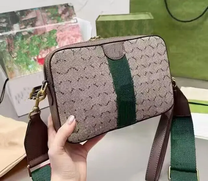 Women s Luxury Camera Bag with Leather Canvas Matching Purse Designer Letter Printed Crossbody Tote for Fashion Shopping Wallet