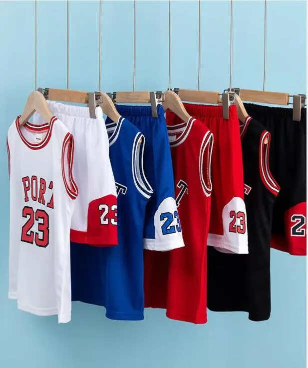 Ropa deportiva niños barata sale