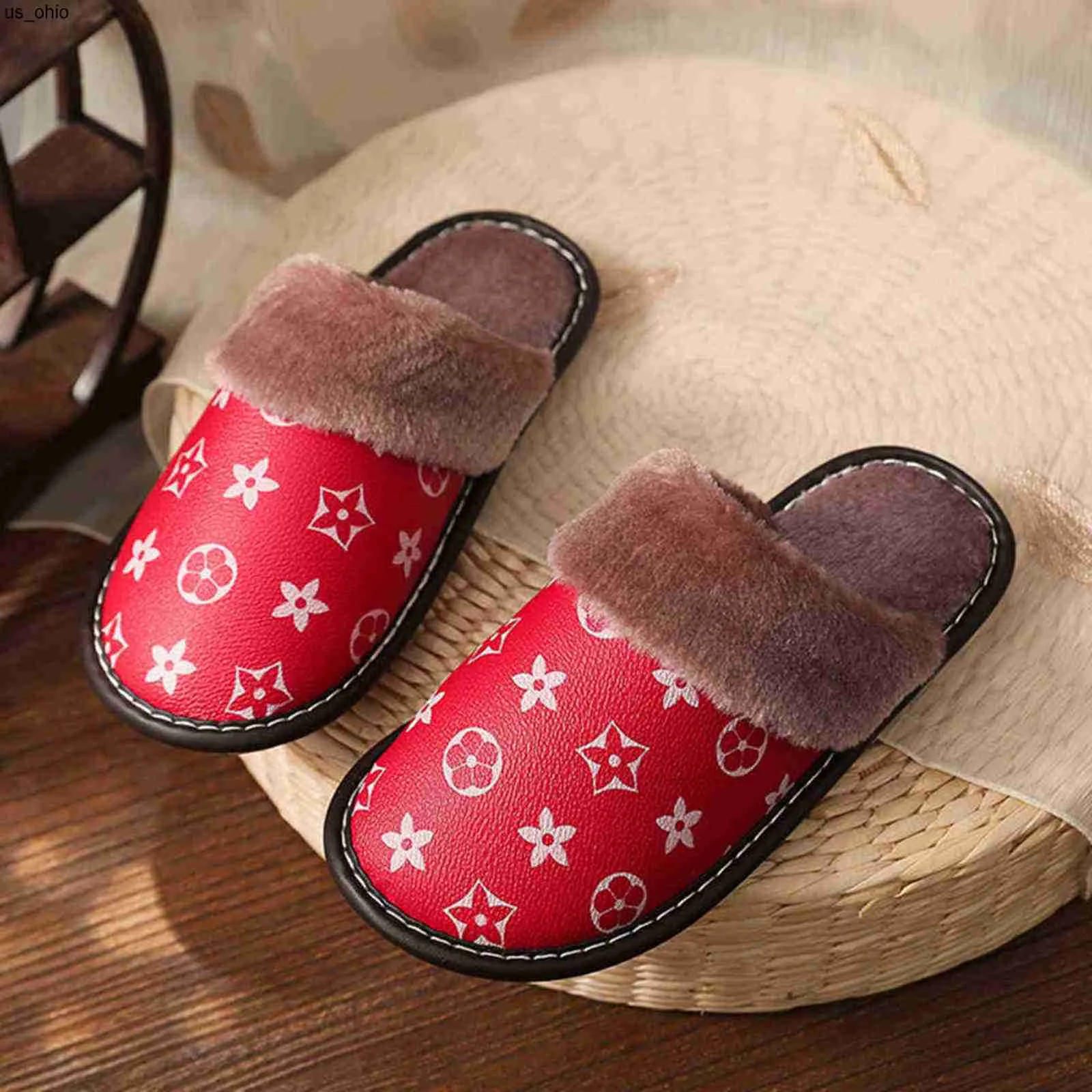 Cozy Unisex Printed Plush Cotton Fur Lined Slippers For Indoor And Outdoor  Use Winter Warm Flip Flops H1115 From Shihui5888, $11.47 | DHgate.Com