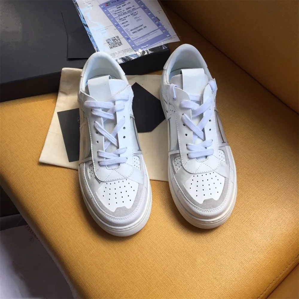 Witte sneakers new arrivals dikke zool