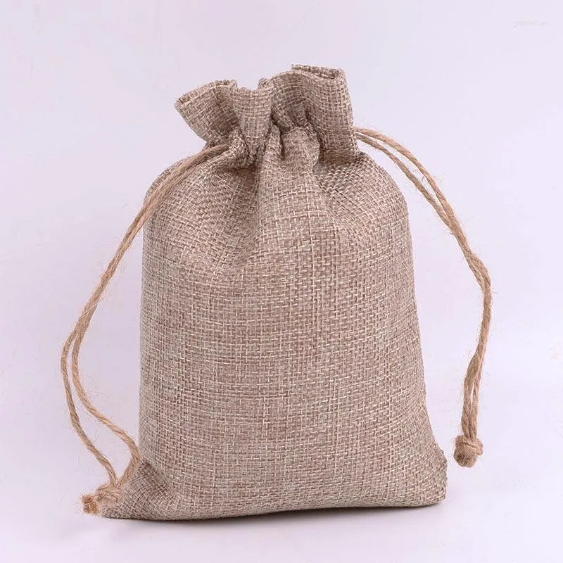 Emballage cadeau 50 pièces Kit de gueule de bois sacs Vintage naturel toile de jute Hessia sac de support de mariage pour les invités événement fête pochettes à cordon