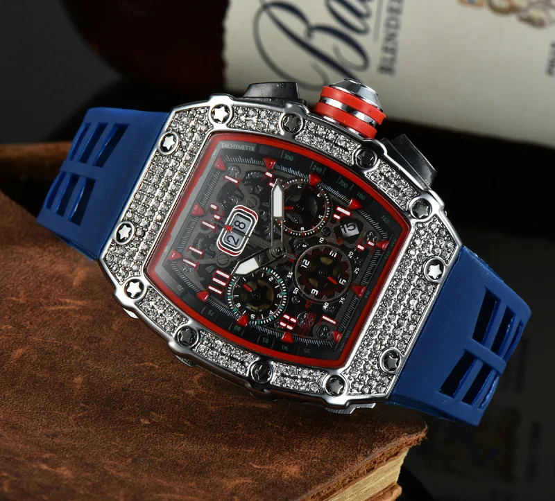2023 nouvelle montre hommes loisirs diamant montres or boîtier en acier Silicone Quartz montre-bracelet bracelet mâle Relogio Masculino Ri31