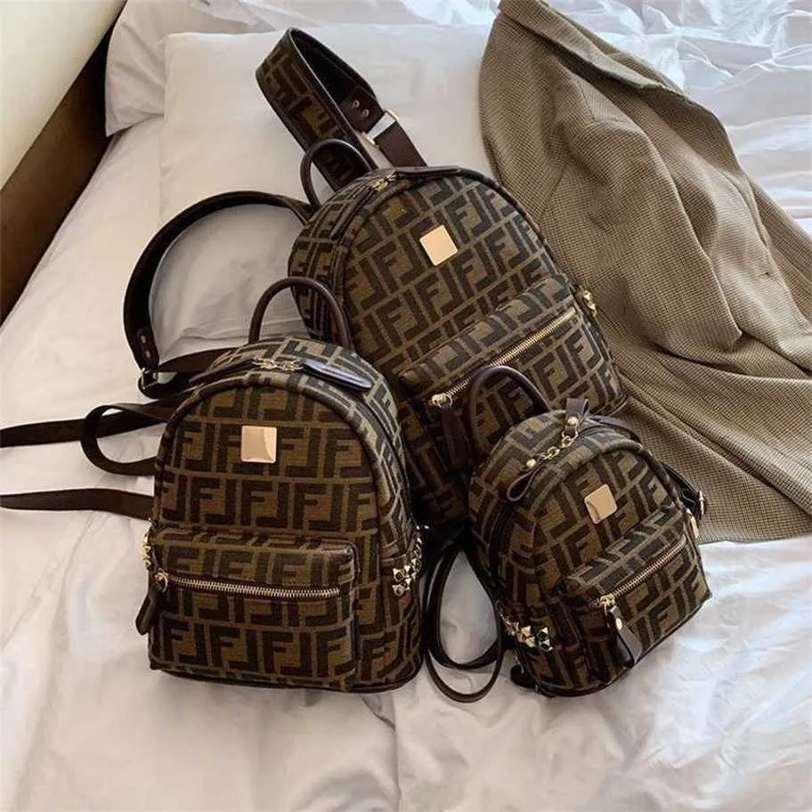 26 OFF Bag 2024 New Launch Designer Handbag Westernized Quality Backpack Women High Capacity British Academy Style Schoolbag for Female College