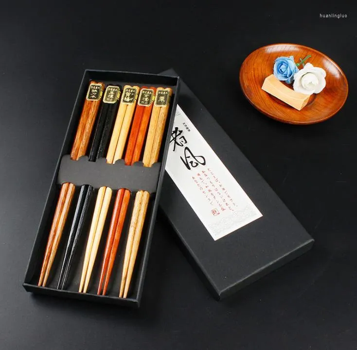 Chopsticks 200Set Fashion Chinese Worday Tortabile Anti-Scid Hushållsset Holder Cutlery Present Box SN3852