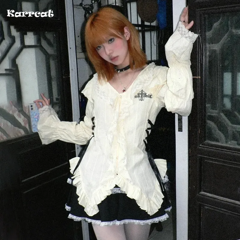 Two Piece Dress Karrcat Grunge Aesthetics Set Gothic Bandage Shirt Mini Kjol Set Y2K Fairycore 2 Suits Harajuku 2000s Lolita 230520