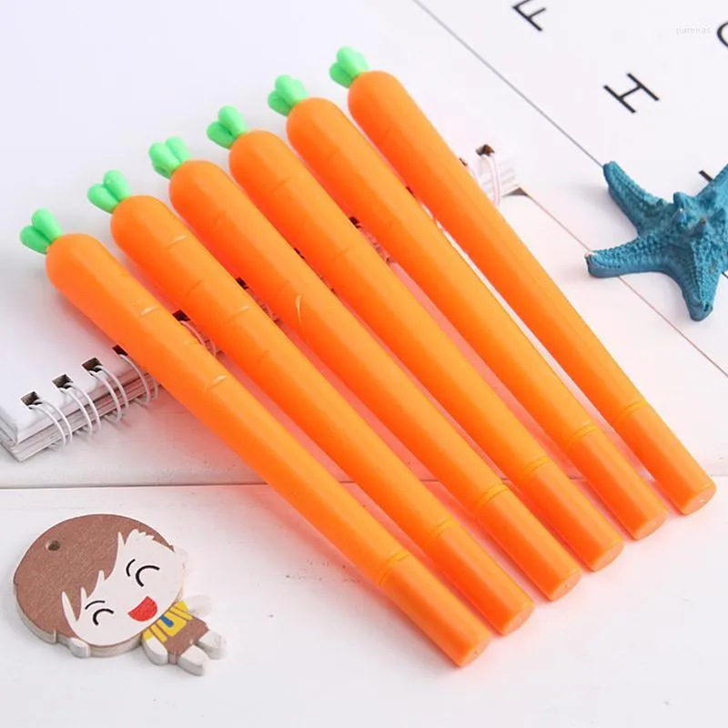 Penna a sfera Kawaii da 0,38 mm Creativos Cartone animato Simpatico modello di carota Forniture per ufficio scolastiche Cancelleria Natale Ricarica nera