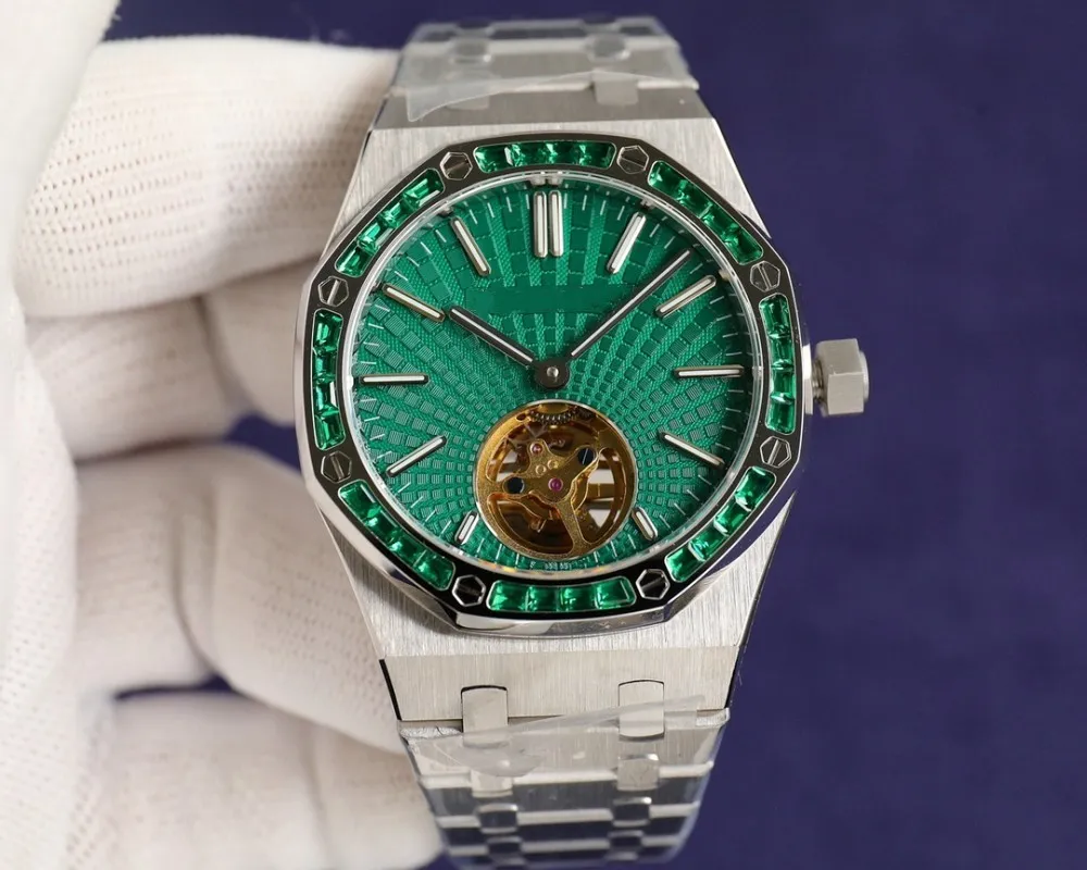 Thinnest tourbillon top