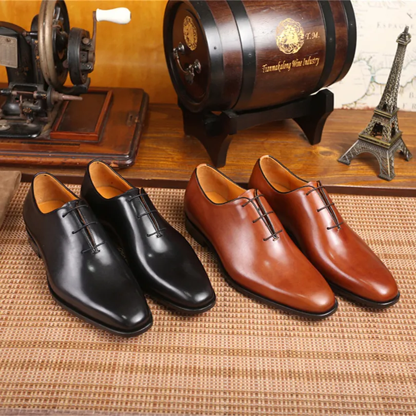 Berluti Pure Handmade 남자 가죽 신발 고품질 캐주얼 레이스 업 남성용 신발 통근 및 레저 가죽 밑창 손으로 그린