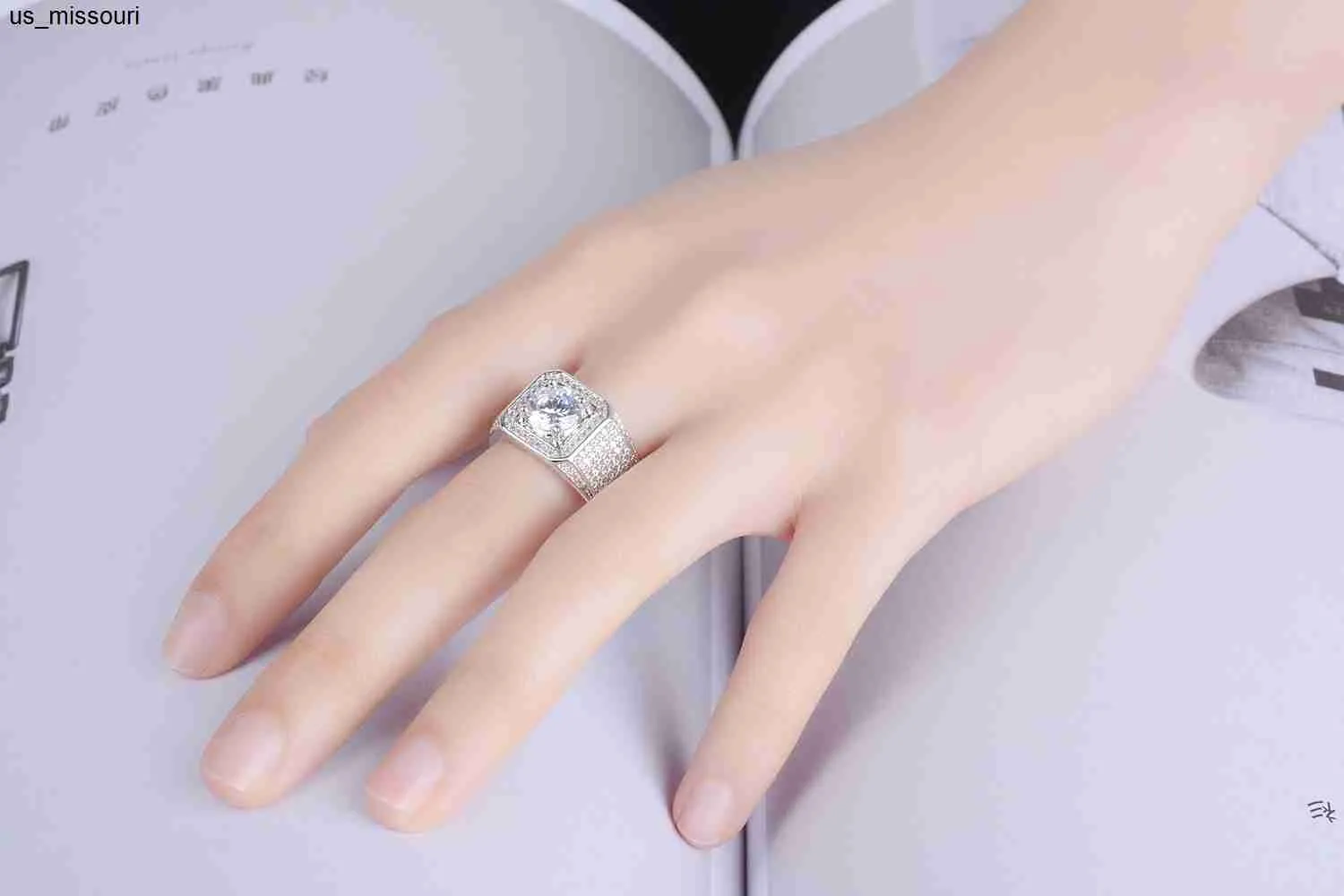 Sterling Silver Moissanite Band Ring For Men Round Brilliant_voghion.com