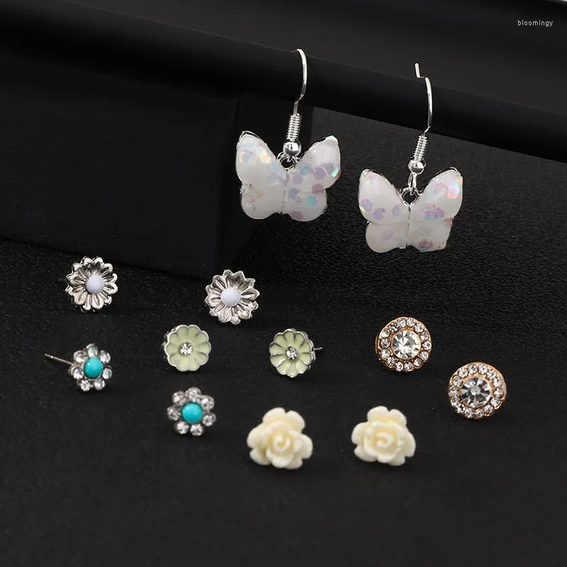 Stud -oorbellen Fashion Butterfly Set Koreaanse bloembloemvorm Pearl voor damesmeisjes