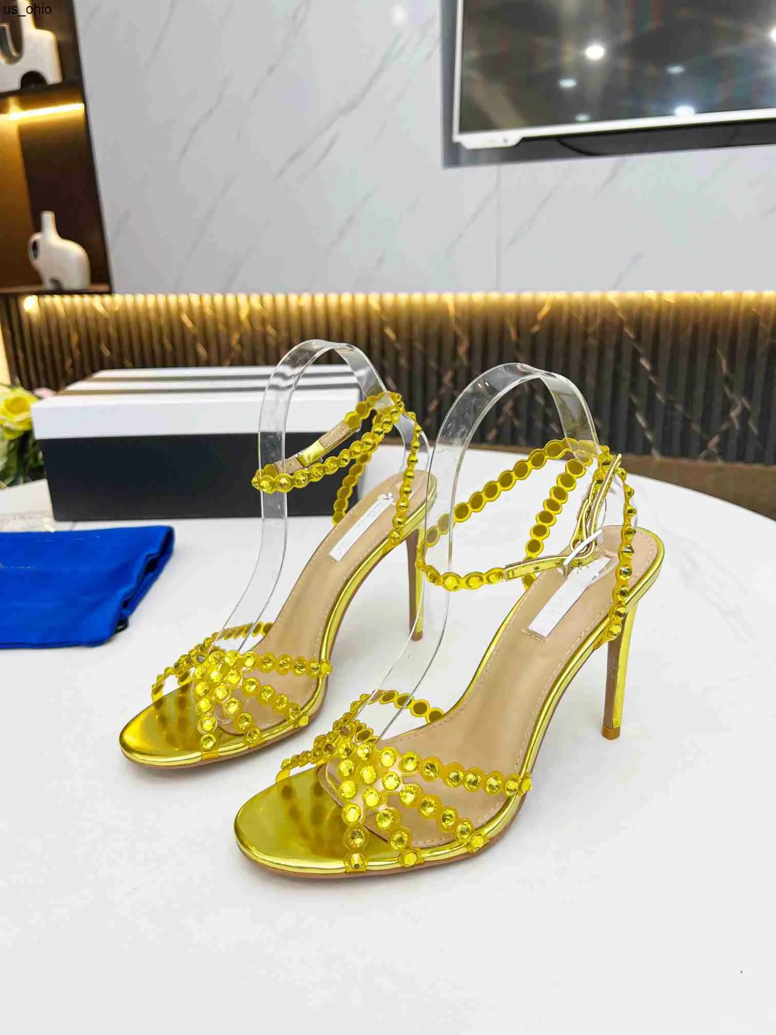 Stone high heels discount