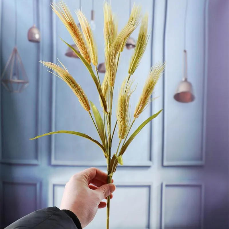 Flores decorativas grinaldas planta de trigo dourado com folhas de plástico de plástico artificial Decoração indie decoração de casa de casamento de festas de jardim em casa