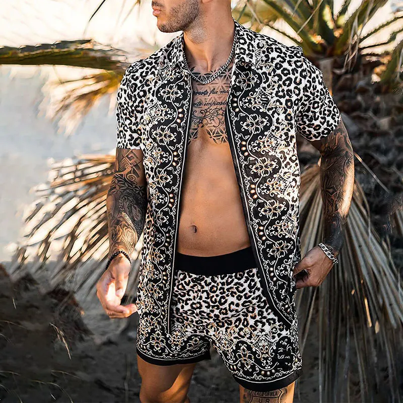 Tute da uomo Uomo stampa leopardata Set hawaiano Estate Camicia a maniche corte con bottoni Pantaloncini da spiaggia Streetwear Abito da uomo casual 2 pezzi 230522