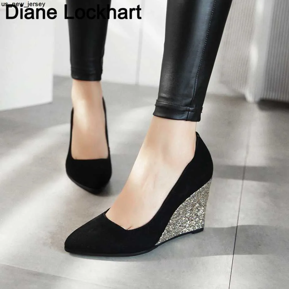 Sandaler Spring New Pointed Toe Wedge Casual Shoes Kvinnor Bekväm pumpar Kvinna Fashion Slip On High Heels Flock Bling GRANDA KVINNA J230518 J230519 J230522