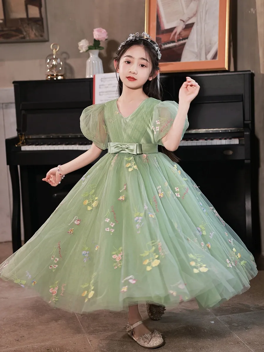 green cute dress The Sweetheart Neck Floral Slip Mini - Sweetheart Neckline Sleeveless Mini Dress - Green - Dresses IMPECCABLE GREEN TODDLER DRESS FOR HER BIG EVENT Our Joannna dress is ideal for any little girl with a fancy event such as a wedding r o s i e