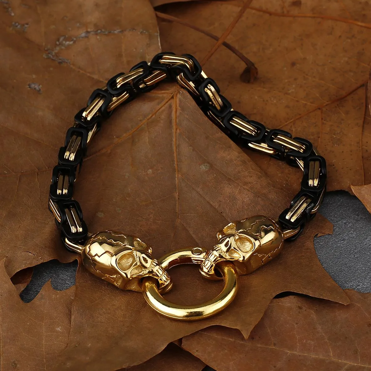 Bracelets Domineering Retro Gold Never Fade Skull Bracelet Men's Personality Fashion Stainless Steel Bracelet Gift Accessories