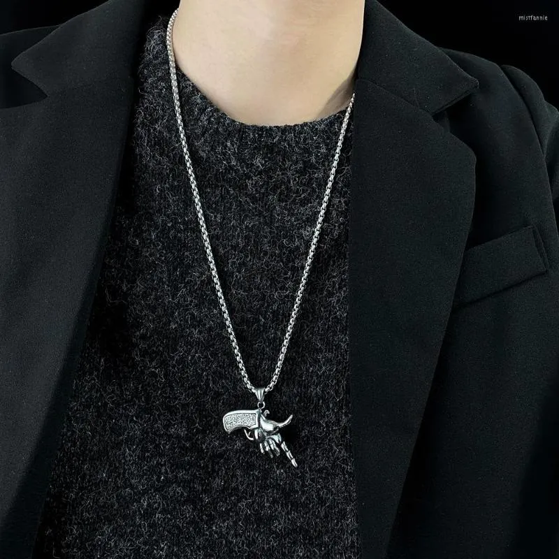 سلاسل Jialy European Fashion Punk Finger Gun Charm سلسلة قلادة من الفولاذ المقاوم للصدأ لفيلم Girl Boy للجنسين مجوهرات هدية