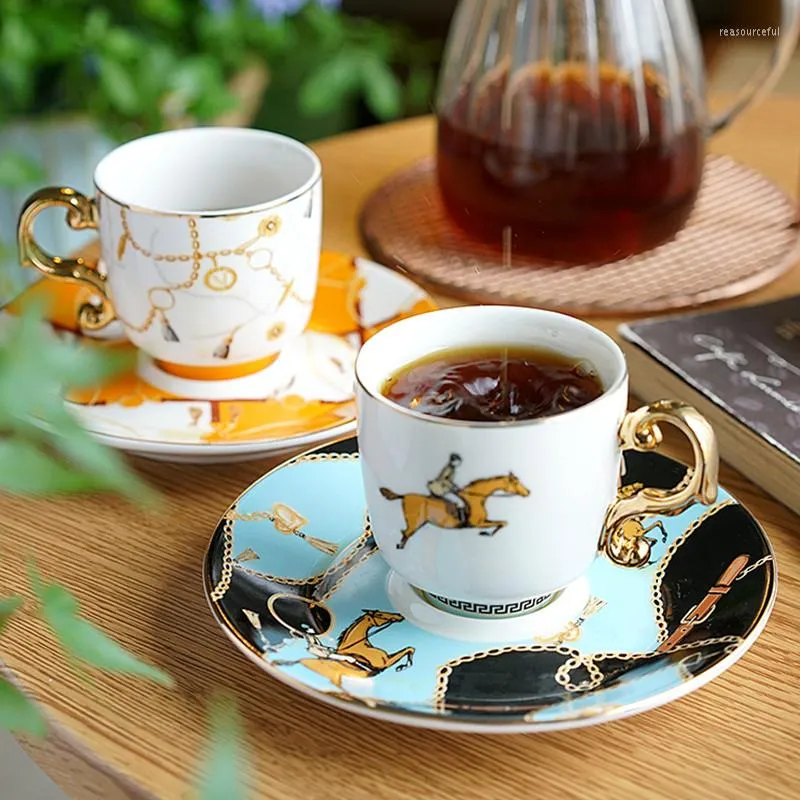 Tasses Soucoupes Vintage De Luxe En Céramique Tasse À Café Et Soucoupe Ensemble De 6 Boîte-Cadeau En Porcelaine Européenne De Mariage Cadeaux De Pendaison De Crémaillère Décor À La Maison