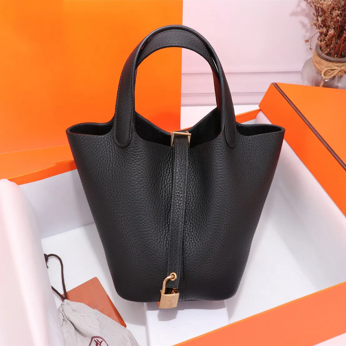 Luxury designer bag bucket bag crossbody bag mini bag Veau Taurillon Clemence flap bag small square bag chevre enamel buckle Latest Style Best Quality