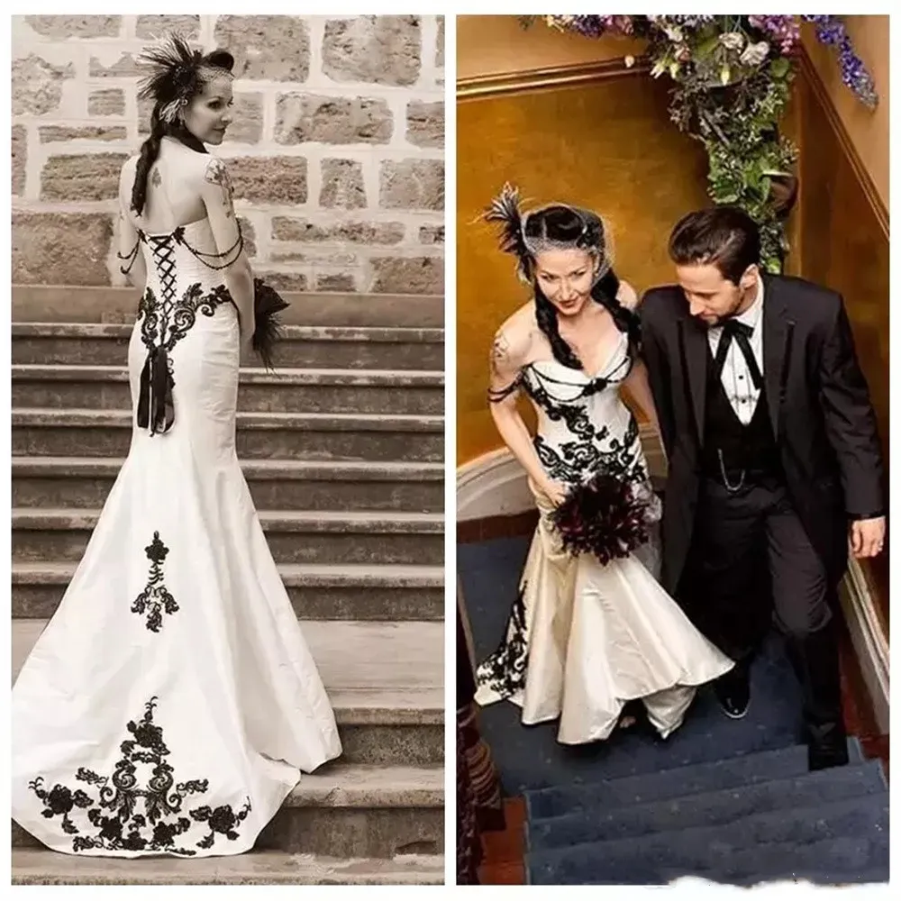 Robes de mariée sirène gothiques minces corset de style campagnard noir et blanc robes de mariée vintage robes dentelle appliques satin mariée robe de réception formelle