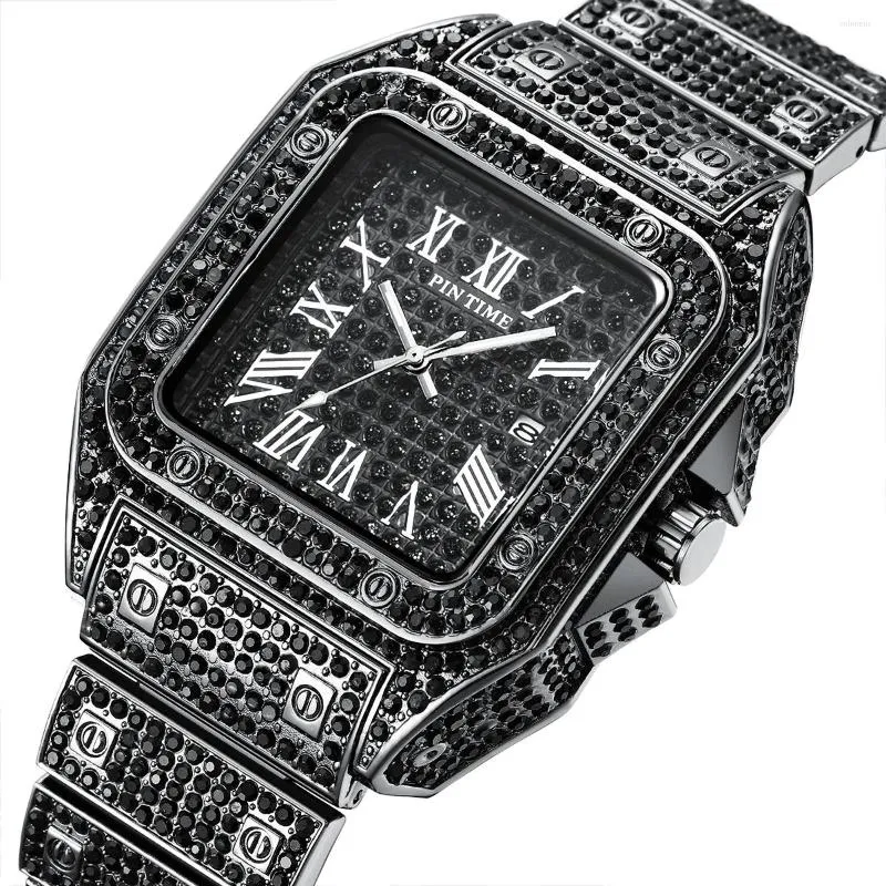 Orologi da polso Orologio nero Moda Uomo Orologi con diamanti pieni Bling Iced Out Orologio da polso sportivo al quarzo in acciaio inossidabile Orologio da regalo Montre