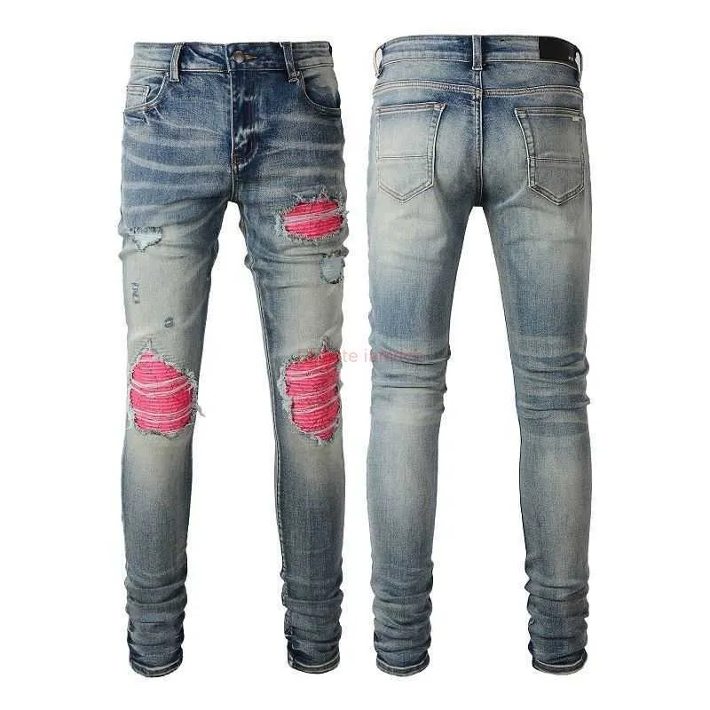 Jeans designer kläder amires jeans denim byxor amies fashionabla mens ljusblå färg matchande bländande färg hål lapp rose röd pat