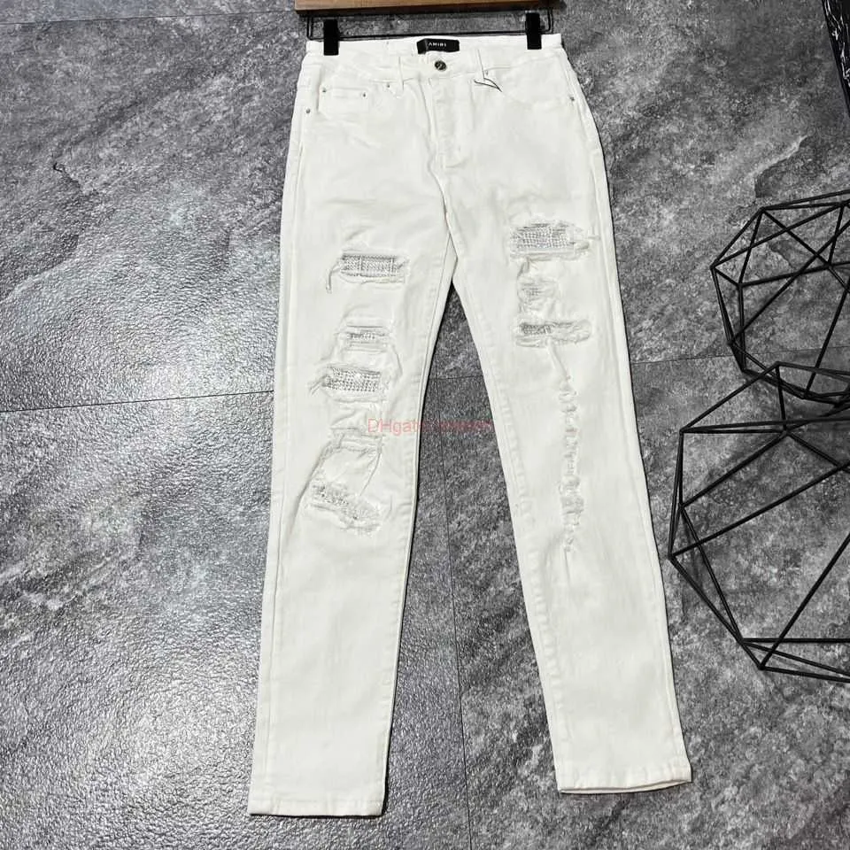 Designerkläder Amires Jeans Jeansbyxor High Street Modemärke Amies White Diamond Hole Patch Jeans för Herr Ungdom Elastisk Slim Fit Small Feet Byxor Distressed