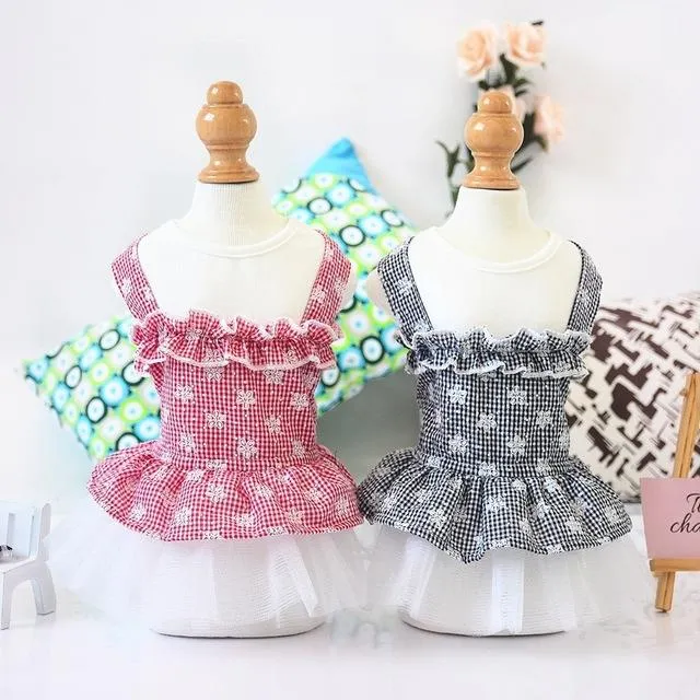 Vêtements pour chiens Printemps et été Jupe pour animaux de compagnie Chiots Petits chiens Teddy Shih Tzu Yorkshire Chiot Plaid Princess Cat PettiskirtDog