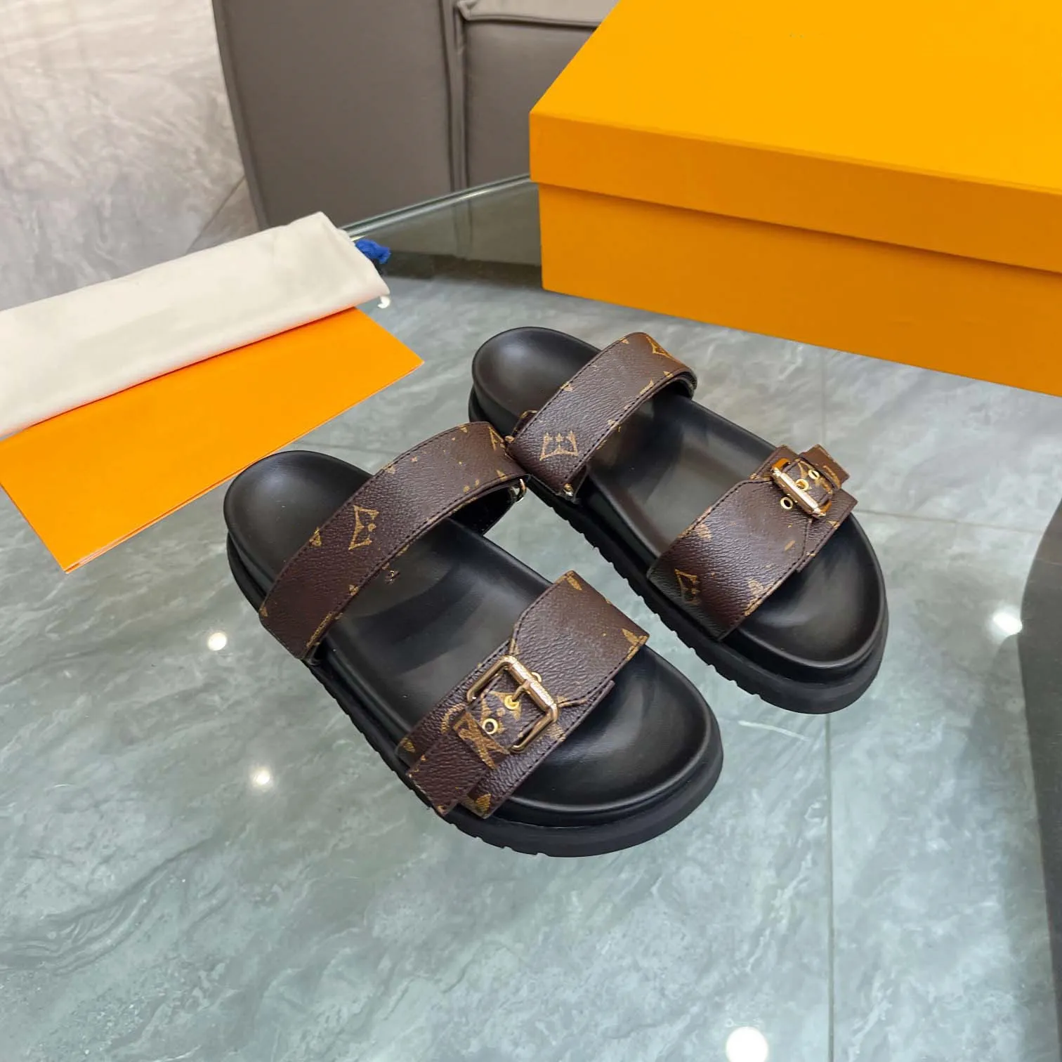 Gold isotoner slippers discount