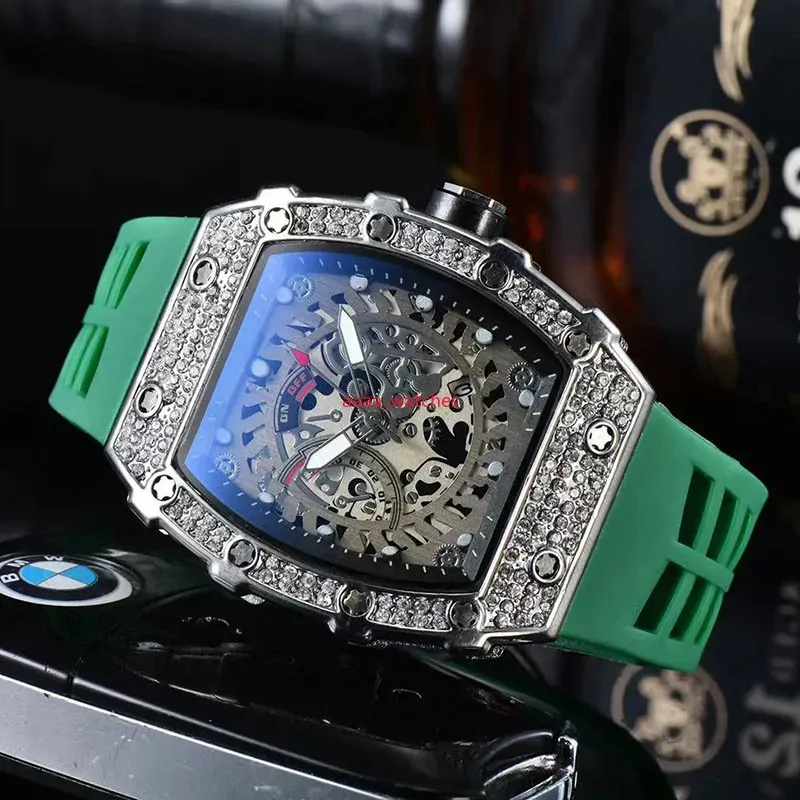 187New Fire Fire Flower Quartz Watch Men Stainless Design Male Wrist Watch Man Sports Classic Gellow Rubber Upwrist Diamond Wristwatch