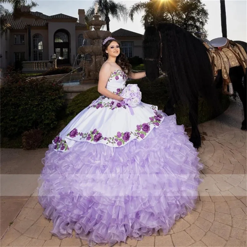 اللافندر المكسيكي الأميرة الكرة ثوب Quinceanera فساتين الزهور الزهور حبات الكشكشة حفلة حفلة موسيقية للبنات 15th 322