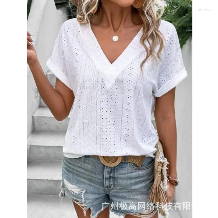 Women's T Shirts Eyelet Embroidery Short Sleeve Casual T-shirt Women Top Tee Spring Summer Solid Color Tops V Neck