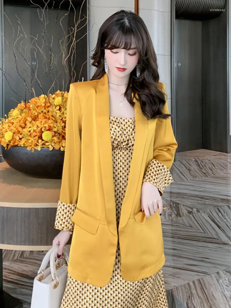 Kvinnors kostymer Spring Women Pass Jacket 2023 OL Casual Professional Korean Style Yellow Loose Pocket Houndstooth Blazer Femme Office