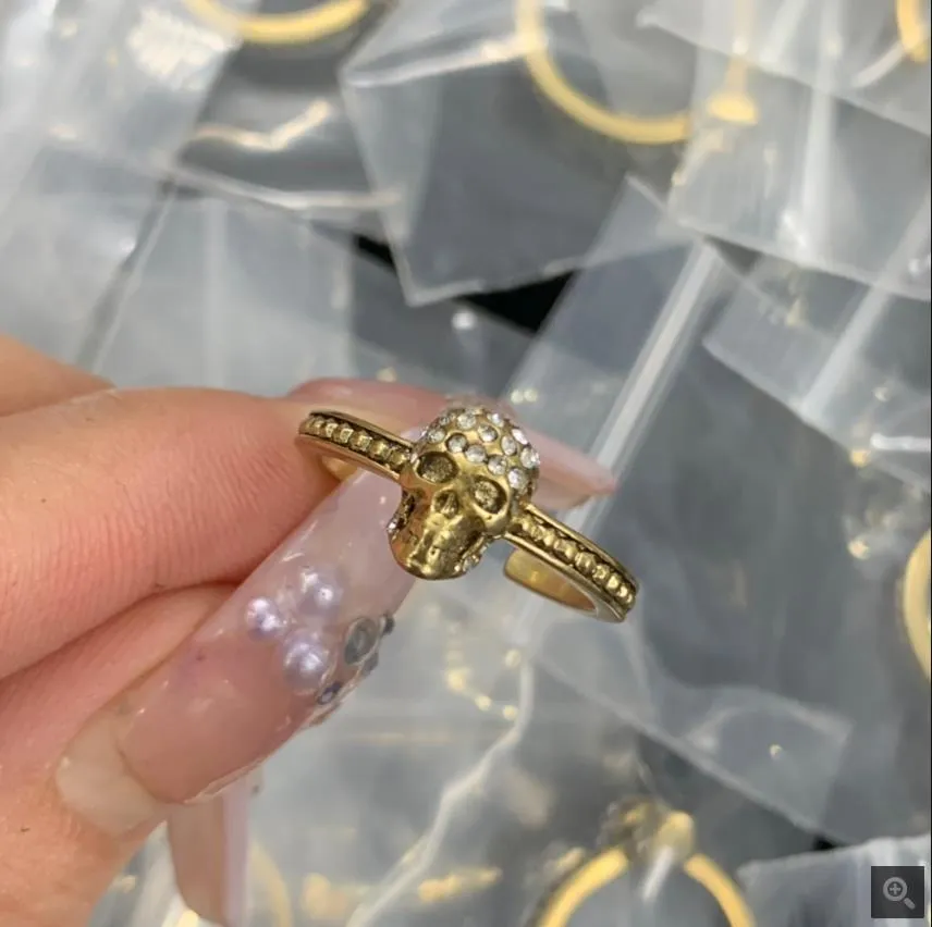 Ny stil guld/silverkedja med sidostenar ringar skalle skelett charm öppen ring för kvinnor män fest bröllopälskare engagemang punk smycken gåvor rm-2R1868