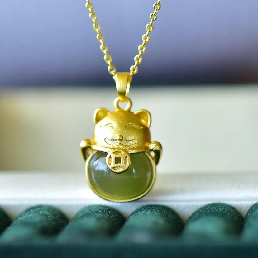 Necklaces Natural Hotan Jade Lucky Cat lake green Pendant Necklace auspicious jewelry clavicle chain copper gilded inlay