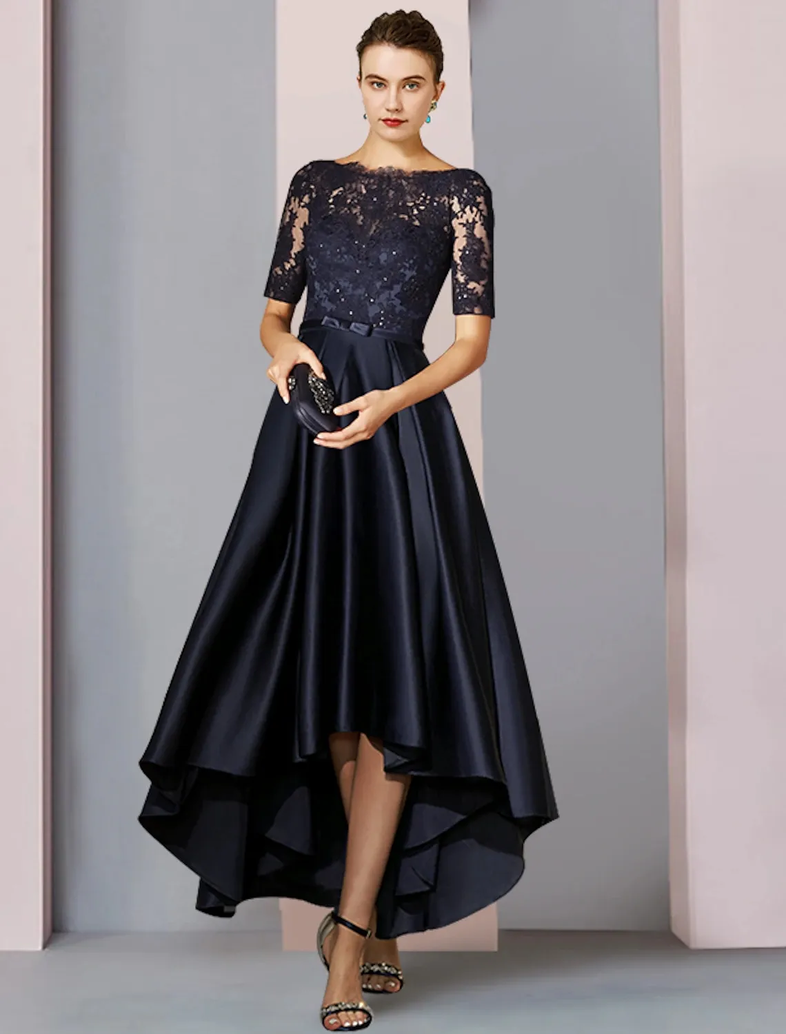 Dark Navy A-Line Plus Size Mother of the Bride Dress 2023 Te Length Half Sleeve Scoop Satin Short Sleeve Lace Wedding Guest Party klänningar