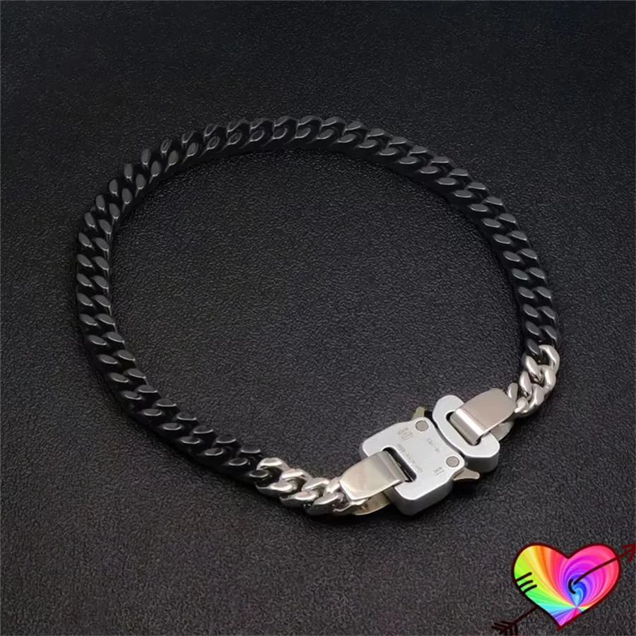 Torques Mixed Color 1017 ALYX 9SM Rollercoaster Necklace Men Women 1 1 Alyx Necklace Colorfast Metal Chain Patchwork Link