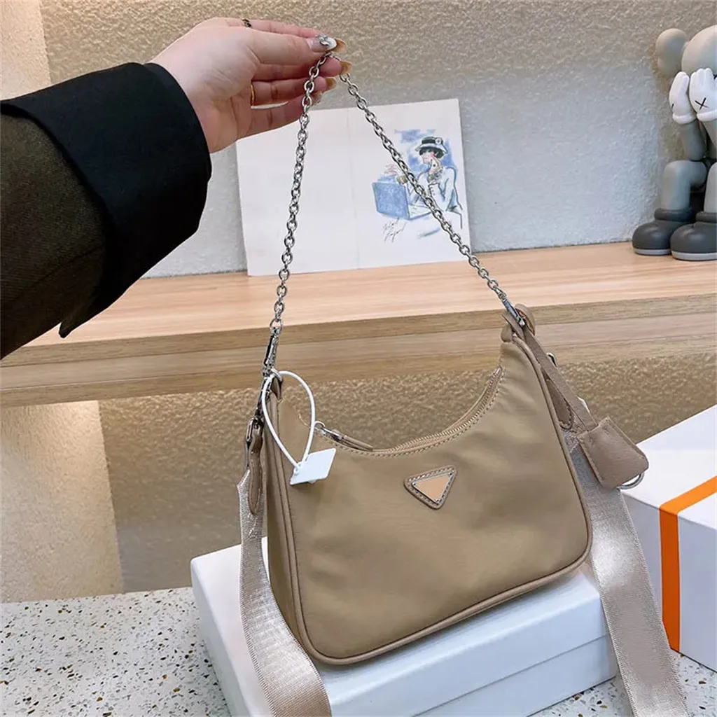 Ladies designer purse sale new arrivals