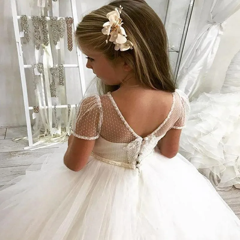 Vestidos sencillos blancos para niñas store