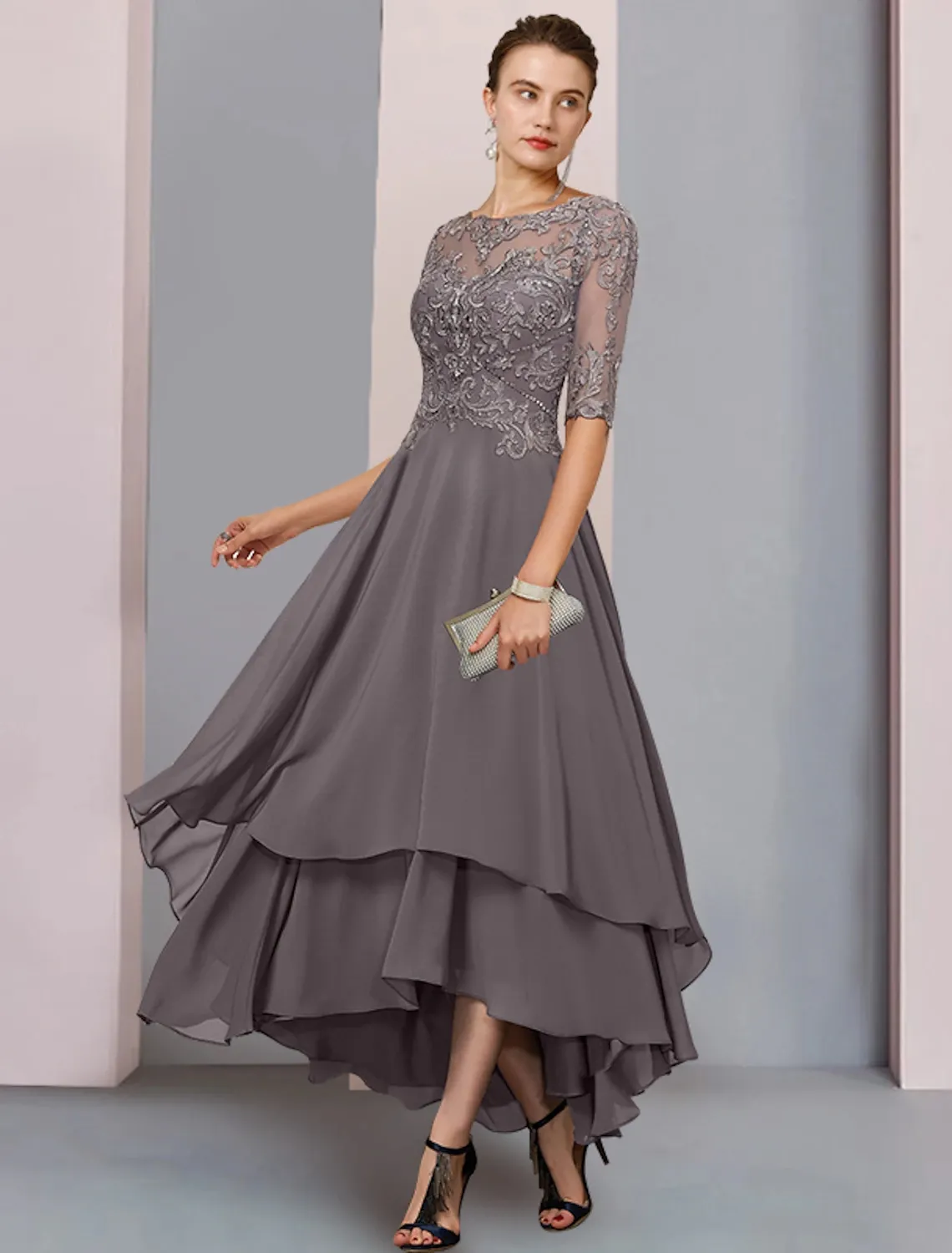 Gris Haut Bas Mère de la Mariée Robes 2023 Scoop Asymétrique Thé Longueur Mousseline De Soie Dentelle Demi Manches Niveau De Mariage Invité Robes De Fête