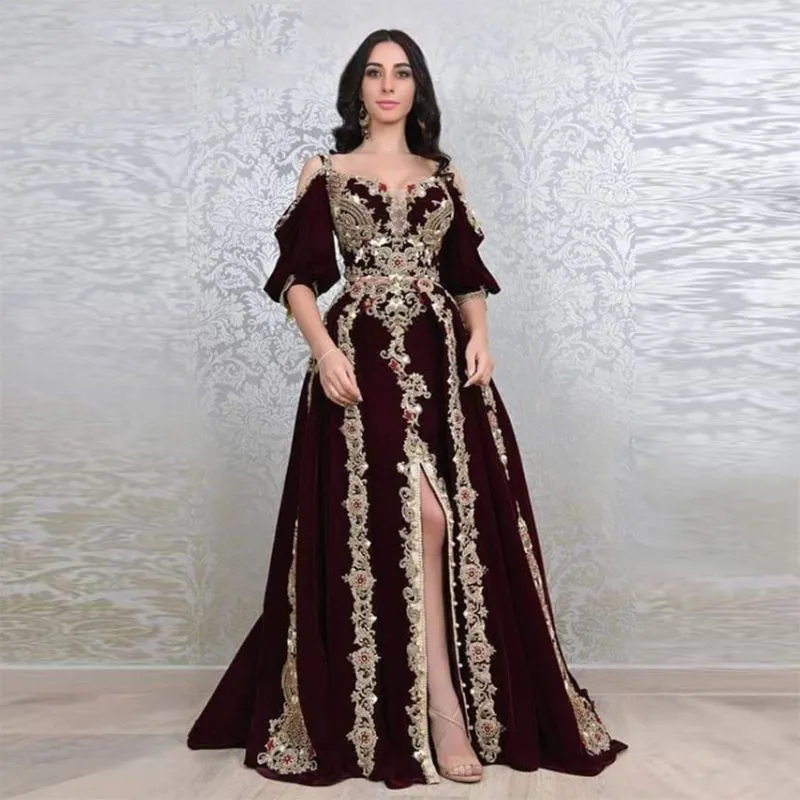 Modern Kaftan Formal Night Vestres Borgonha Velvet Caftan Front dividido fora do vestido de baile elegante e elegante para mulheres 2023 Vestidos de festa de celebridades