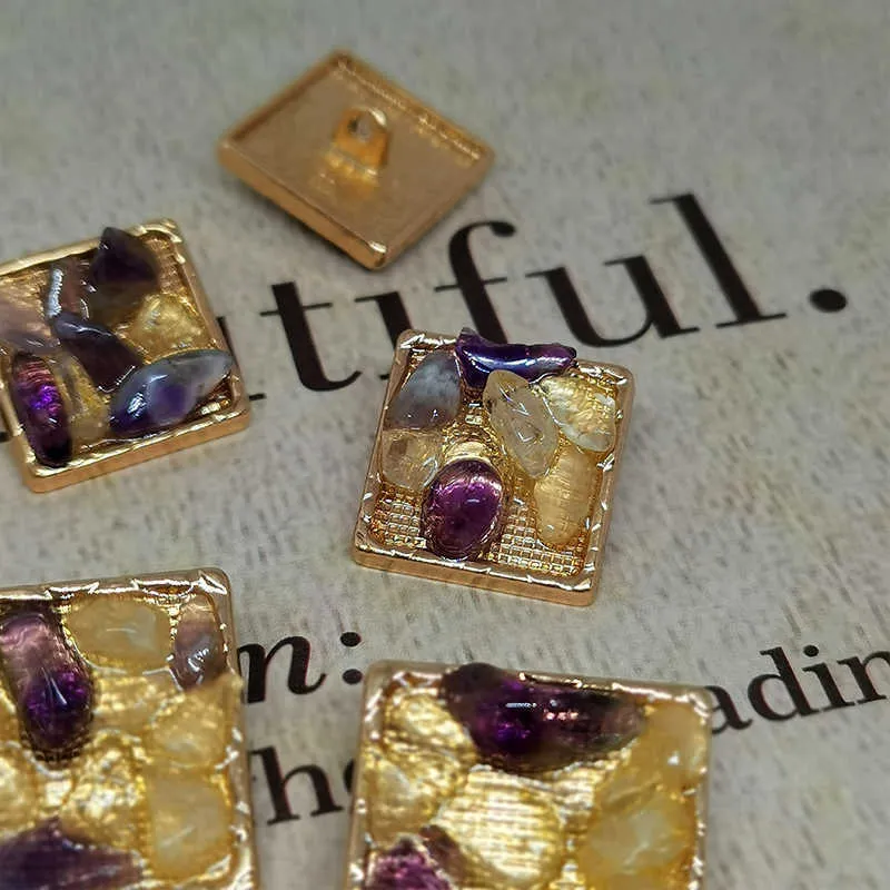 縫製概念ツール18/25mm豪華な紫色の石の真珠服ボタン高品質の金属手装飾ボタン縫製針P230523