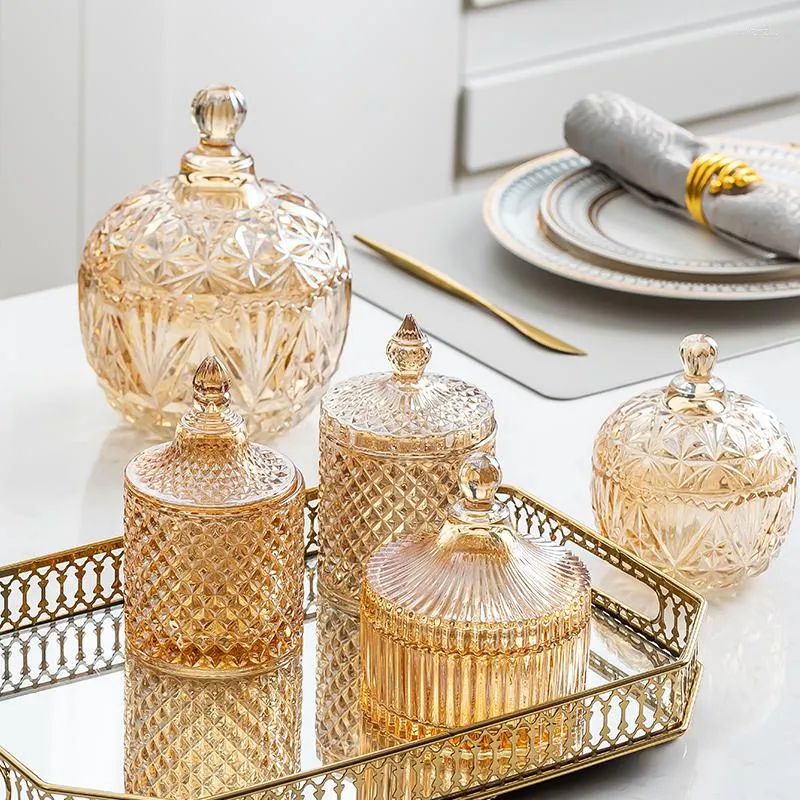 Butelki do przechowywania Nordic Light Crystal Glass Jar z pokrywką Kreatywne Złotą Bu Biżuterię Butelki Wedding Butelka