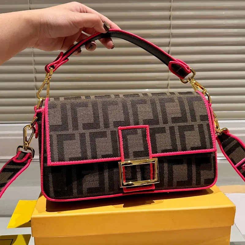 Vintage Designer Canvas Crossbody Bag For Women Fashionable Vintage Designer Canvas Crossbody Bag For Women Fashionable