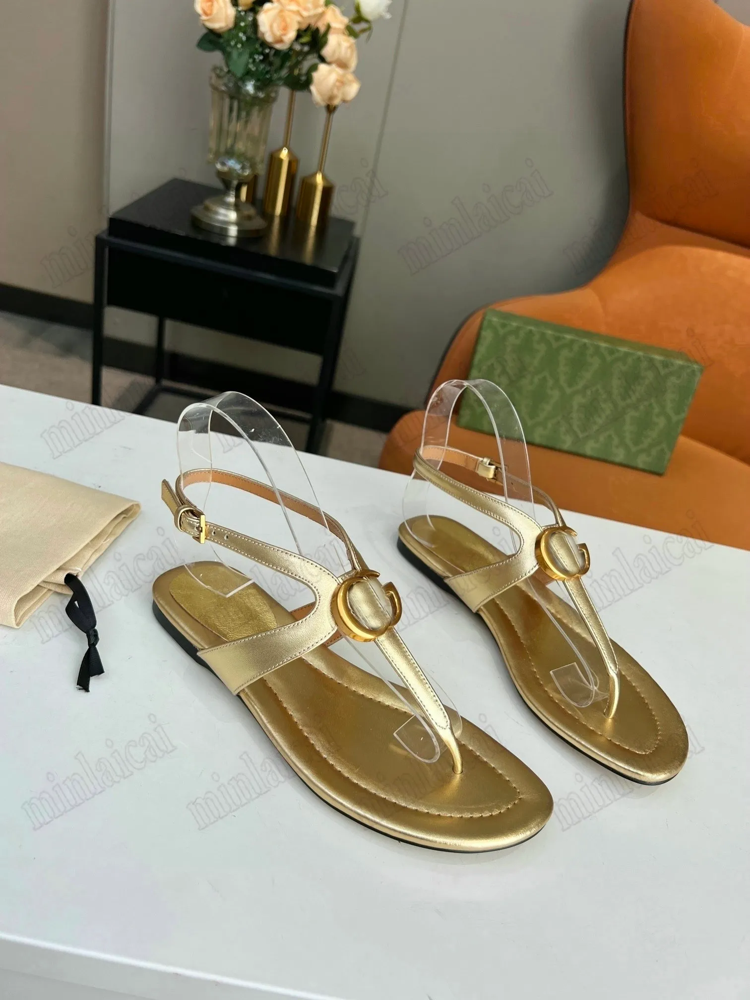 Leather thong sandal with double g cheap