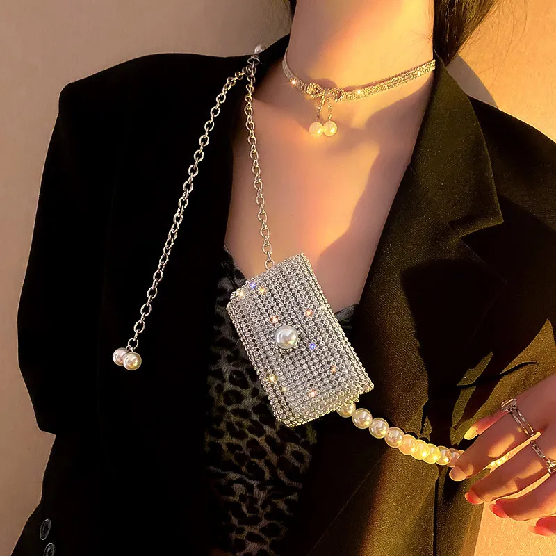 Autres accessoires de mode Bling strass perle chaîne ceinture mignon Mini sacs pour femmes qualité longue gland ceinture sac diamant épaule Messenger sac sac à main 230523